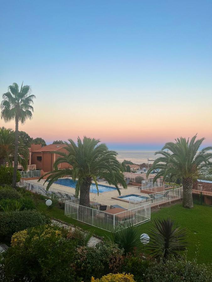 Appartement Avec Vue Mer Et Piscine Théoule-sur-Mer Eksteriør bilde