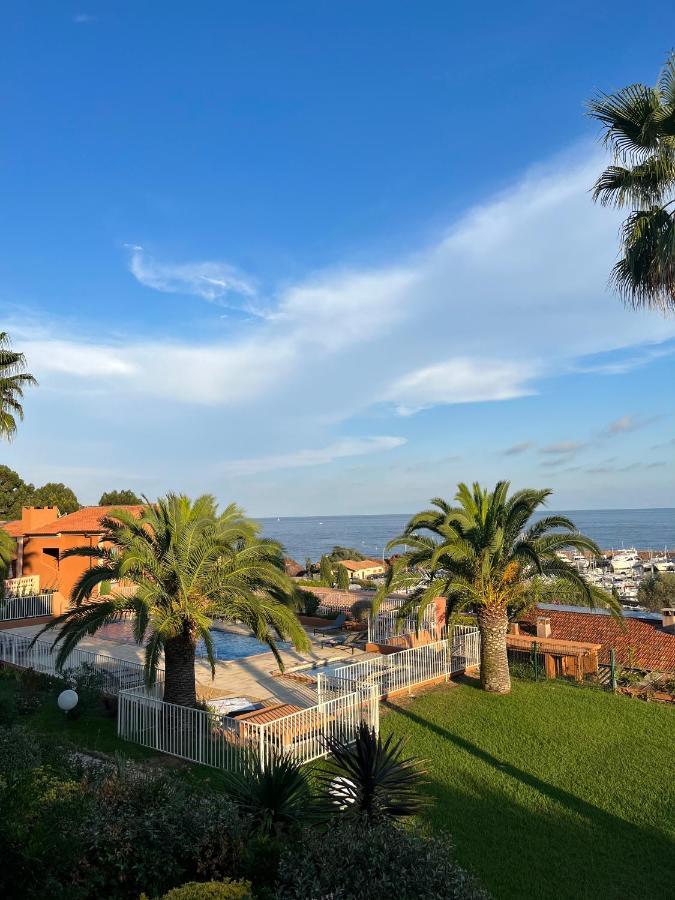 Appartement Avec Vue Mer Et Piscine Théoule-sur-Mer Eksteriør bilde